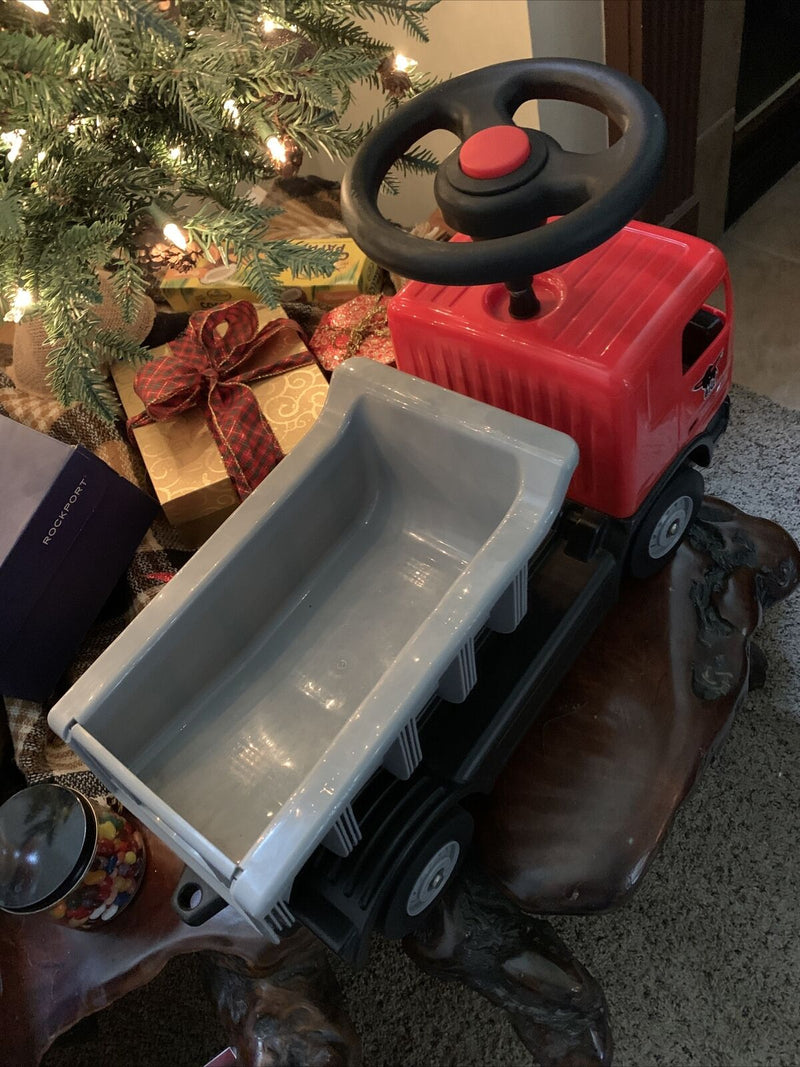 Load image into Gallery viewer, Mercedes Dump Truck Ride-On Toy for Toddlers
