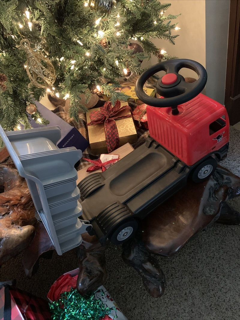 Load image into Gallery viewer, Mercedes Dump Truck Ride-On Toy for Toddlers

