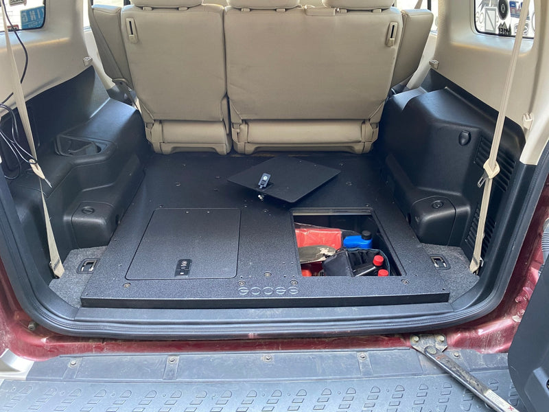 Load image into Gallery viewer, Mitsubishi Montero 1999-2006 3rd Gen. - Rear Plate System
