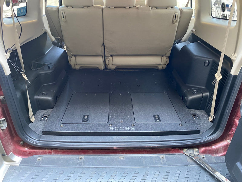 Load image into Gallery viewer, Mitsubishi Montero 1999-2006 3rd Gen. - Rear Plate System
