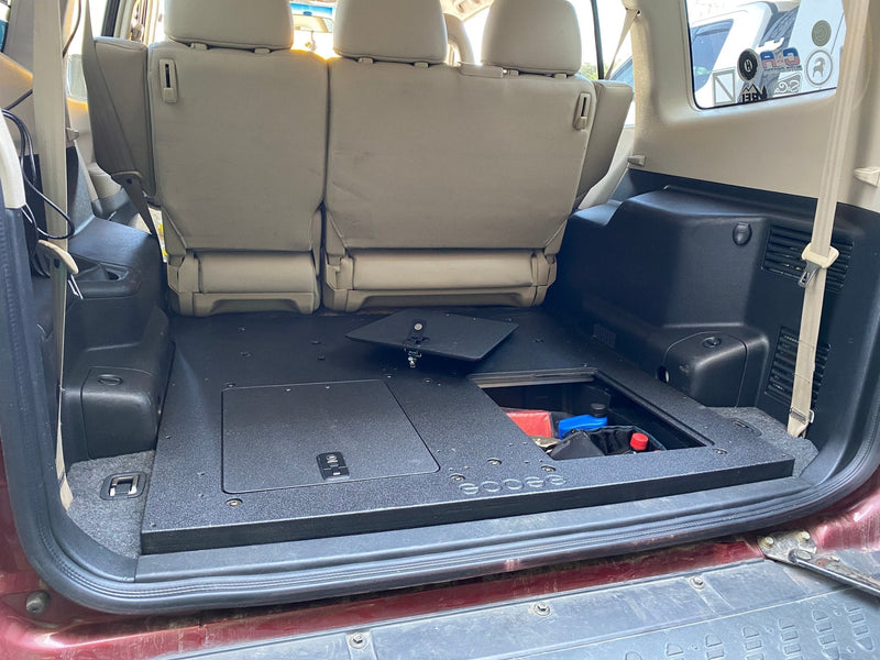 Load image into Gallery viewer, Mitsubishi Montero 1999-2006 3rd Gen. - Rear Plate System
