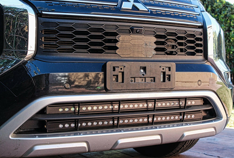 Load image into Gallery viewer, 2022+ Mitsubishi Outlander Dual 30s Light Bars
