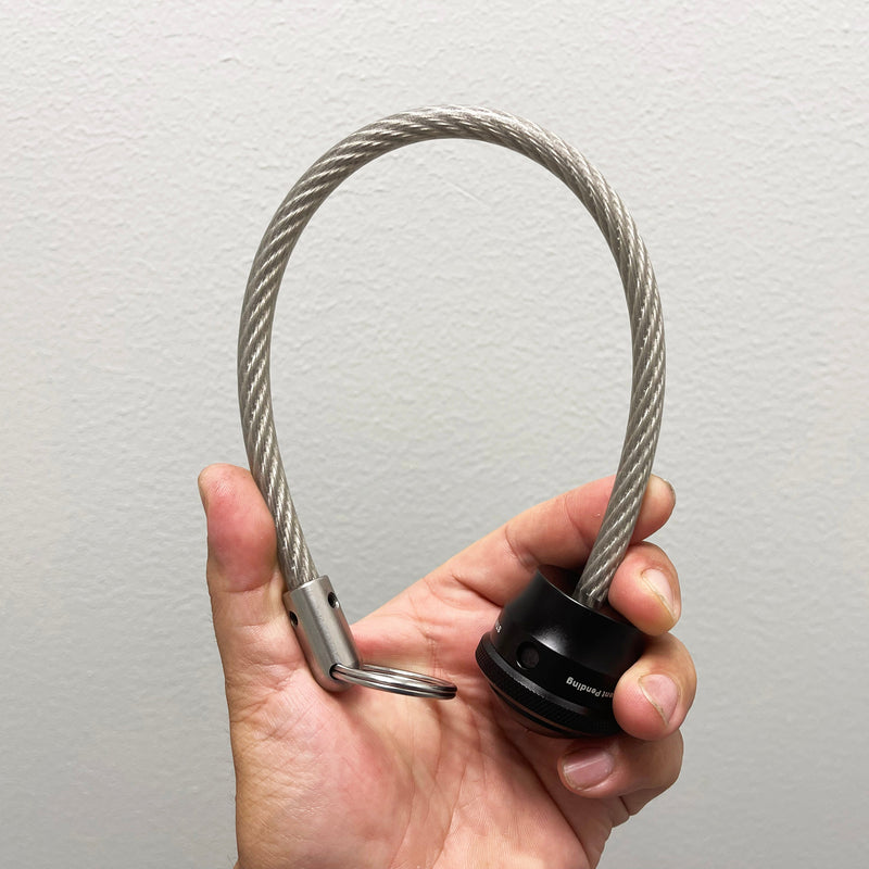 Load image into Gallery viewer, Stinger Whip Car Emergency Tool (Monkey Fist)
