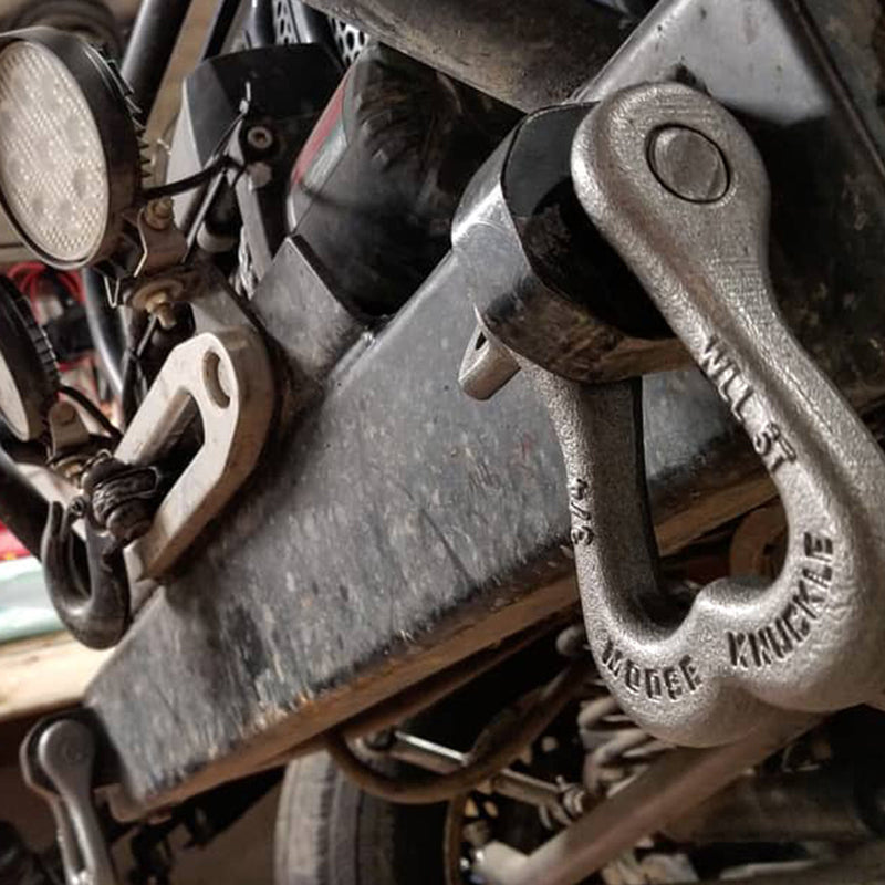 Load image into Gallery viewer, Moose Knuckle XL Shackle 3/4
