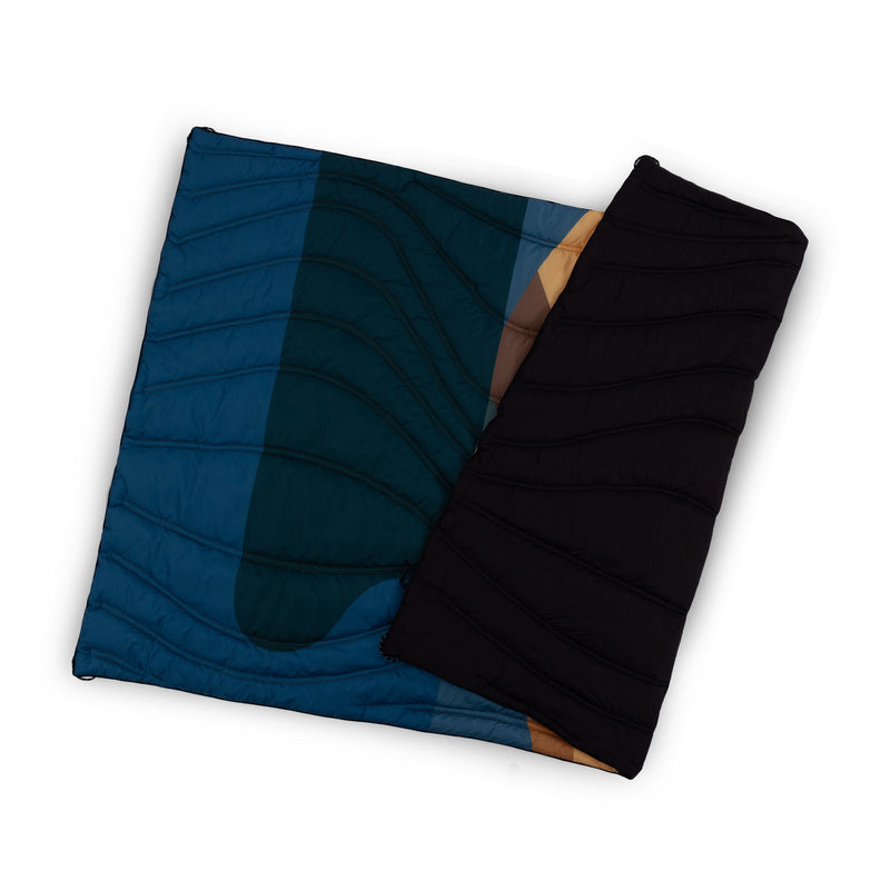 Load image into Gallery viewer, Aura Outdoor Puffer Blanket
