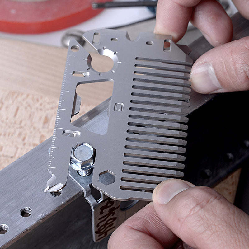 Load image into Gallery viewer, MT03 Comb &amp; Clip Multi-Tool
