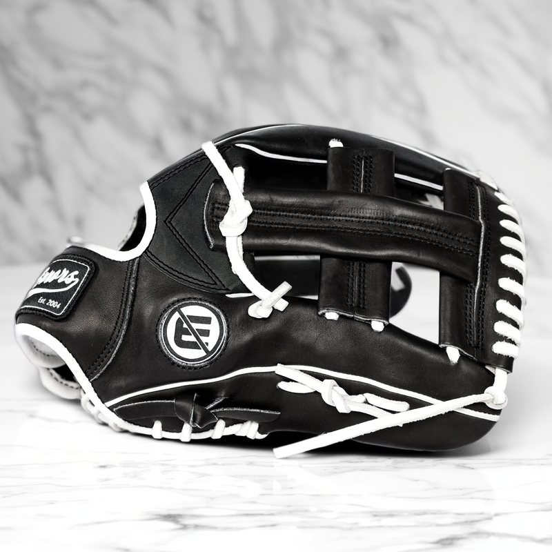 Load image into Gallery viewer, NO E CROSS DWC FIELDERS GLOVE - 001
