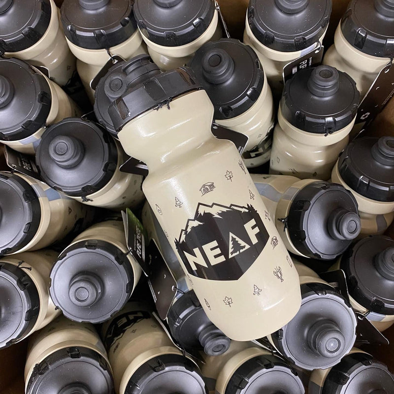 Load image into Gallery viewer, NEAF 22oz Purist Water Bottle Black Caps
