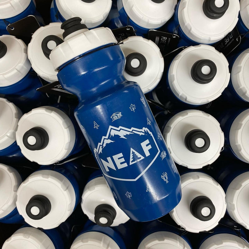 Load image into Gallery viewer, NEAF 22oz Purist Water Bottle White Caps
