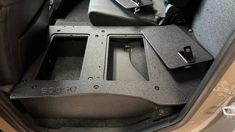 Load image into Gallery viewer, Nissan - Frontier - Crew Cab - 2021-Present - 3rd Gen - Explore Series - Second Row Seat Delete Plate System
