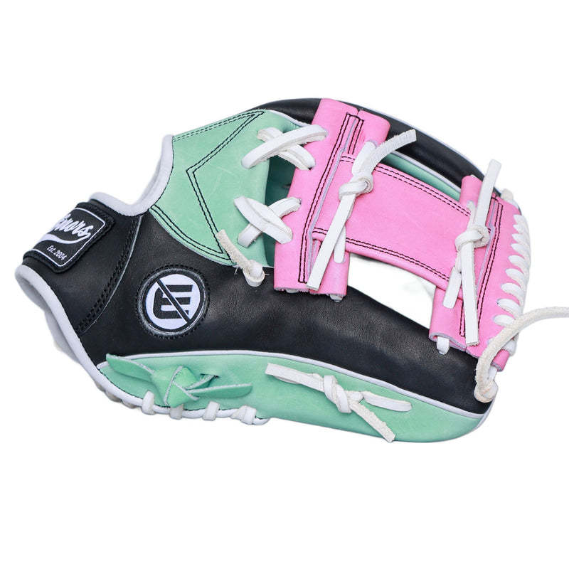 Load image into Gallery viewer, NO E I-WEB CROSS D.W.C. Fielders Glove - 005
