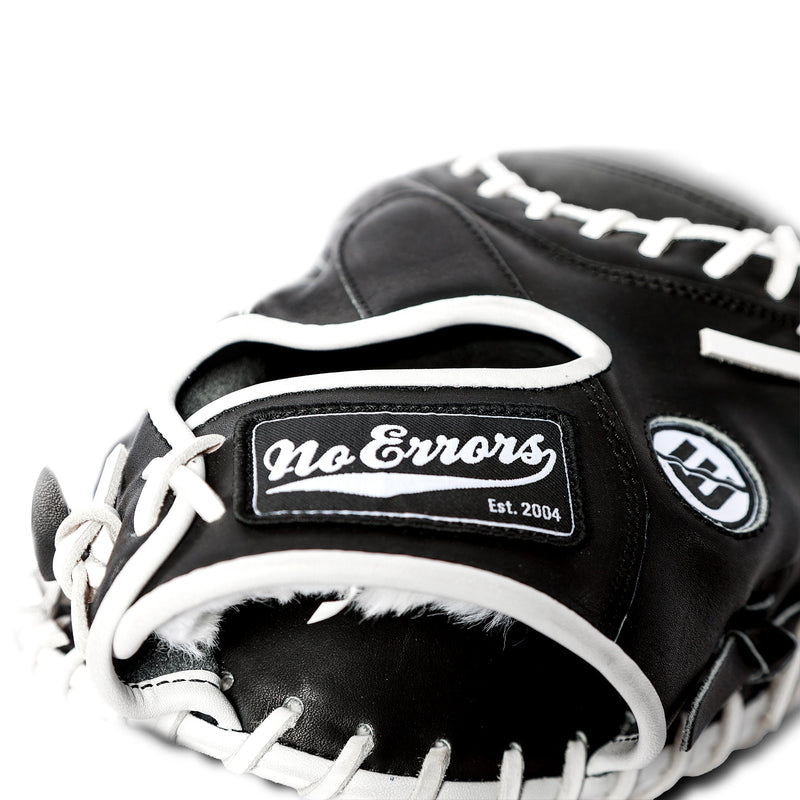 Load image into Gallery viewer, NO E2 1PC DWC Series - 001 - Catchers Mitt
