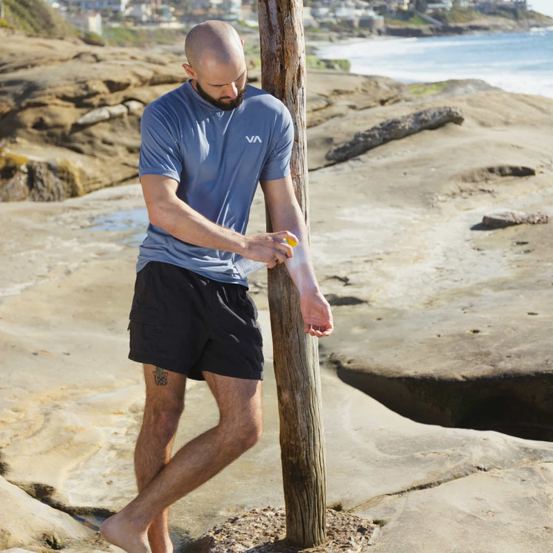 Load image into Gallery viewer, 100% Mineral Antioxidant Sunscreen Spray with SPF 30
