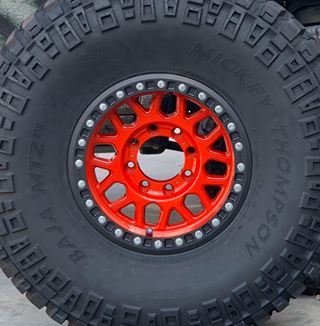 Load image into Gallery viewer, Monster Valve™ Flat2 - Dual Valve stem wheels - 5 pack with Install tools
