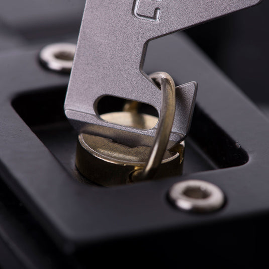 P01 Pioneer™ Travel Wallet