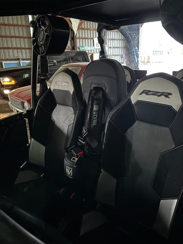 Load image into Gallery viewer, 2024+ RZR 1000 FRONT Bump Seat

