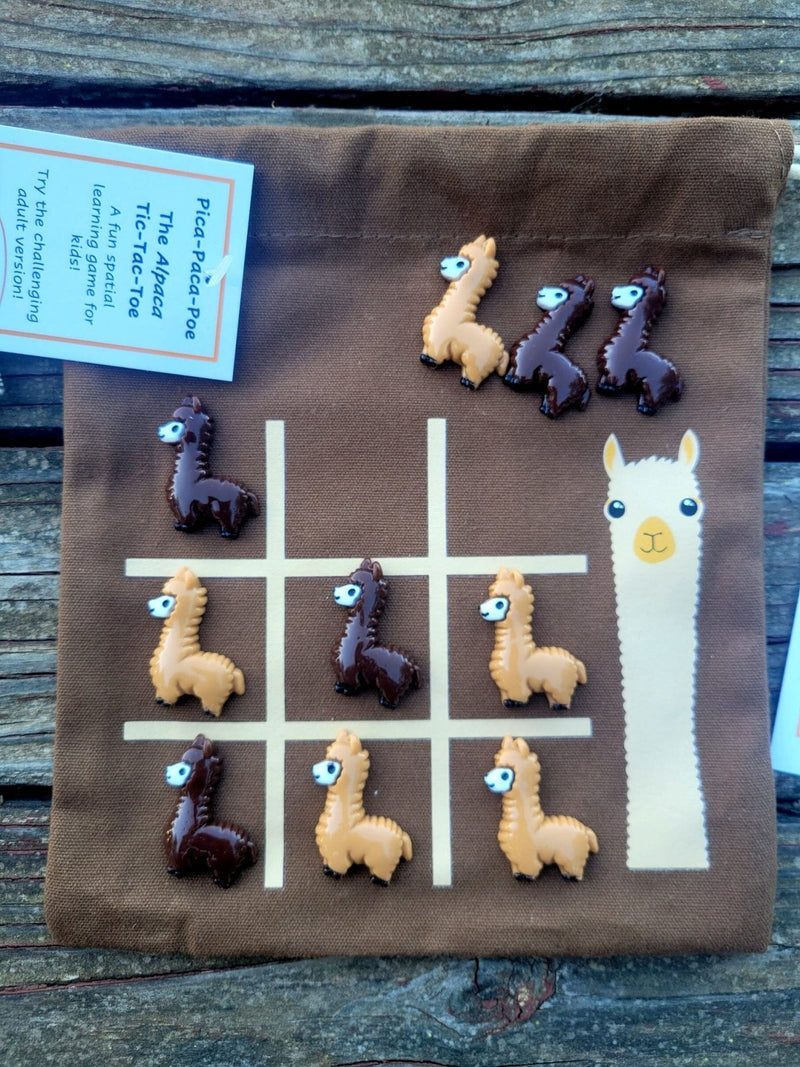 Load image into Gallery viewer, Pica Paca Poe - Alpaca Tic-Tac-Toe Game

