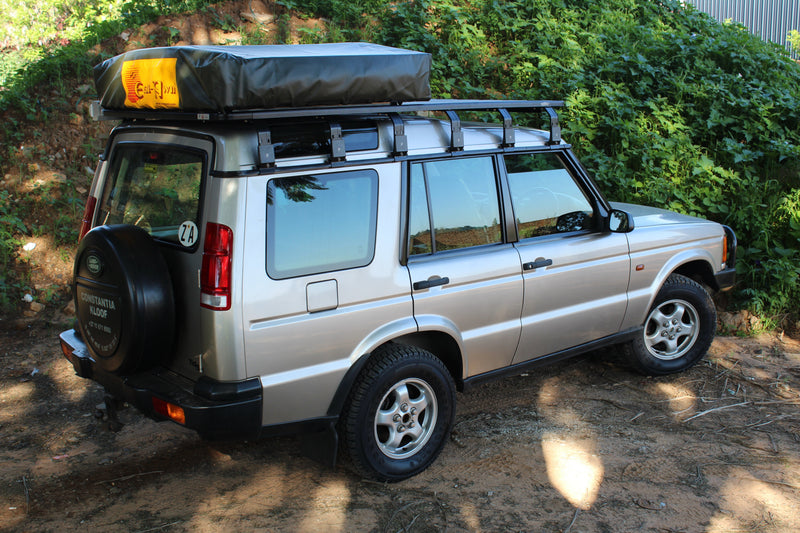 Load image into Gallery viewer, Land Rover Discovery 1/2 K9 Roof Rack Kit
