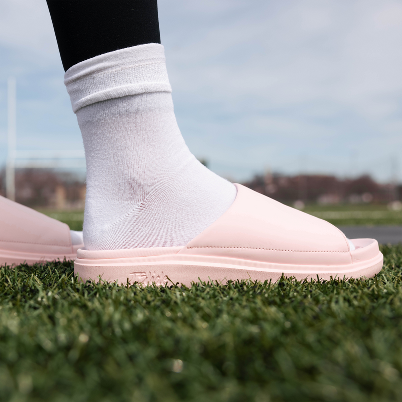 Load image into Gallery viewer, Cape Cod Motive
