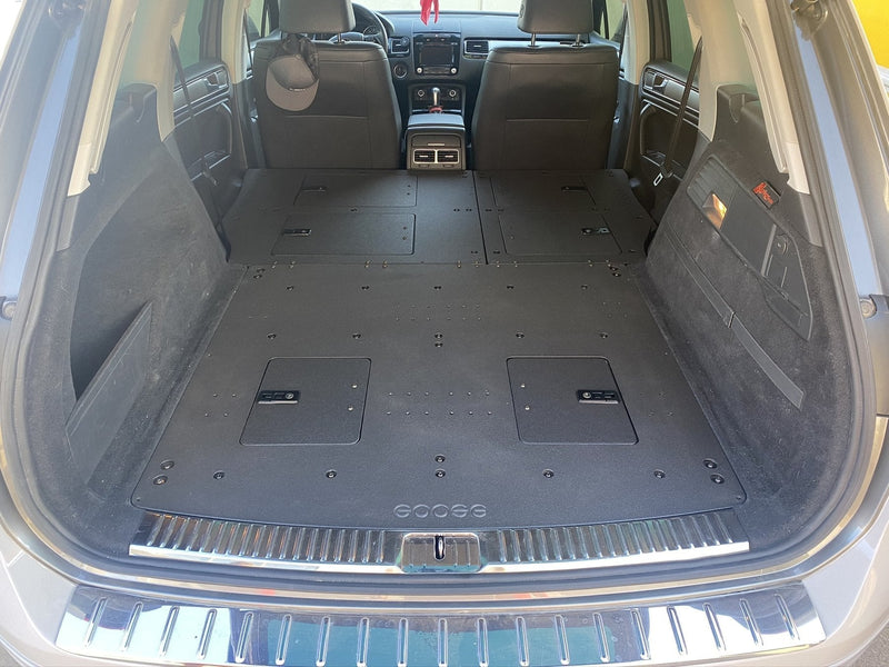 Load image into Gallery viewer, Porsche Cayenne 2011-2017 2nd Gen. - Second Row Seat Delete Plate System
