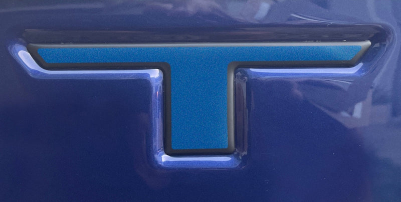 Load image into Gallery viewer, Premium Cast Vinyl Decal Inlays for 2016-2026 Tacoma Tailgate Letters
