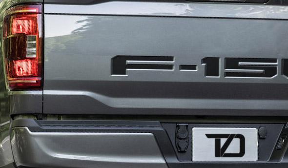 Load image into Gallery viewer, Premium Cast Vinyl Decal Inserts for 2021-2026 F-150 Tailgate
