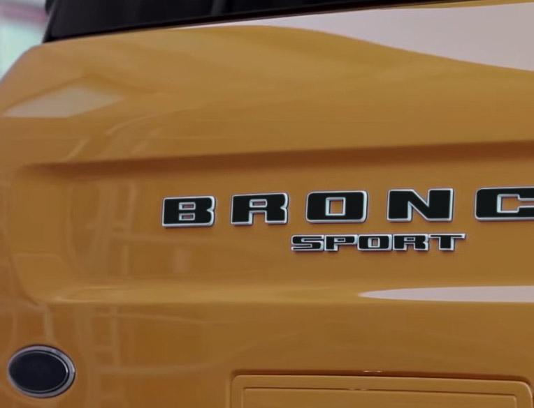Load image into Gallery viewer, Premium Cast Vinyl Decal Letter Inlays for 2020-2026 Bronco Sport Tailgate
