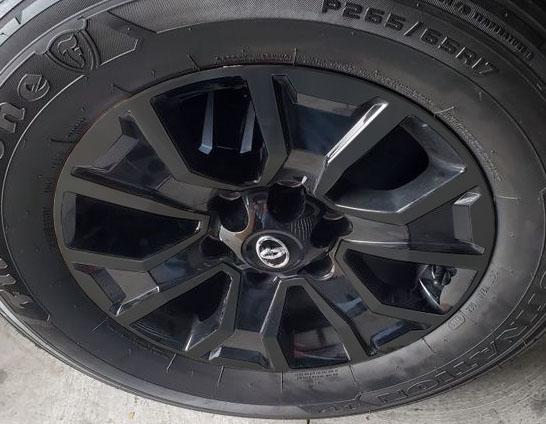 Load image into Gallery viewer, Premium Cast Vinyl Decal Overlays for 2020-2023 Tacoma TRD Sport Wheels x4

