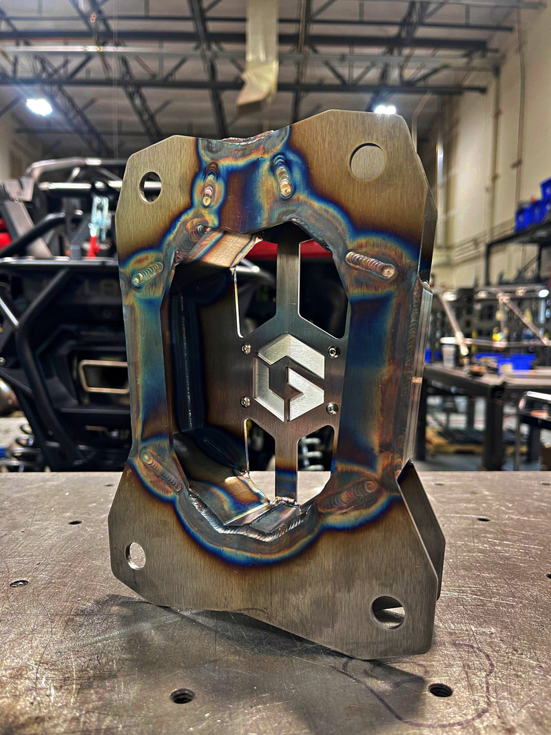 Load image into Gallery viewer, POLARIS PRO R &amp; TURBO R LINK PLATE
