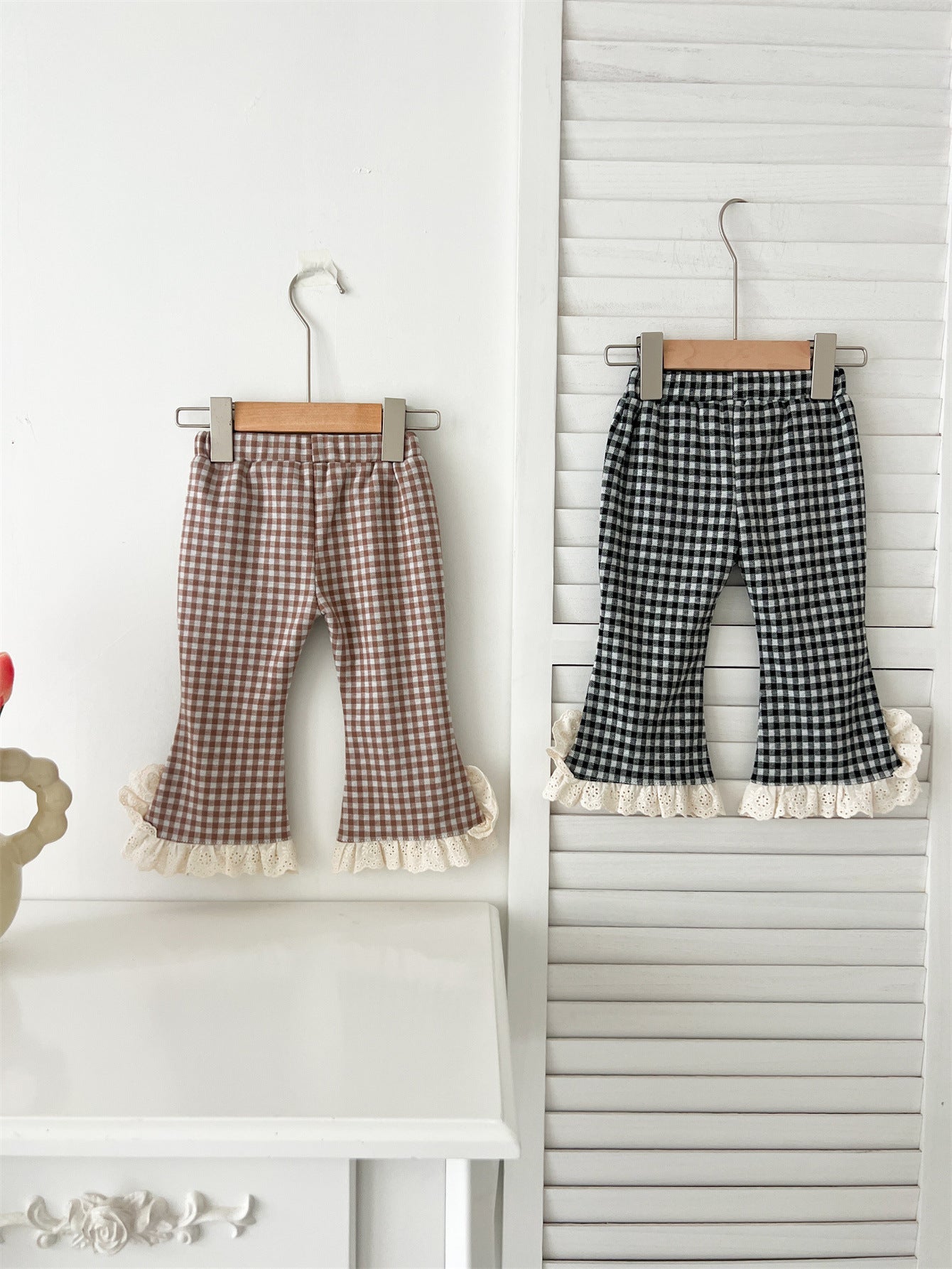 Arrival Autumn Baby Kids Girls Cheap Plaid Trousers Pants with Lace Trim