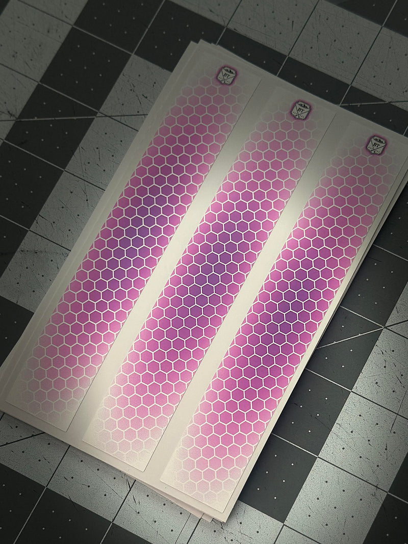 Load image into Gallery viewer, White Shadow Drop Honeycomb Arrow Wraps
