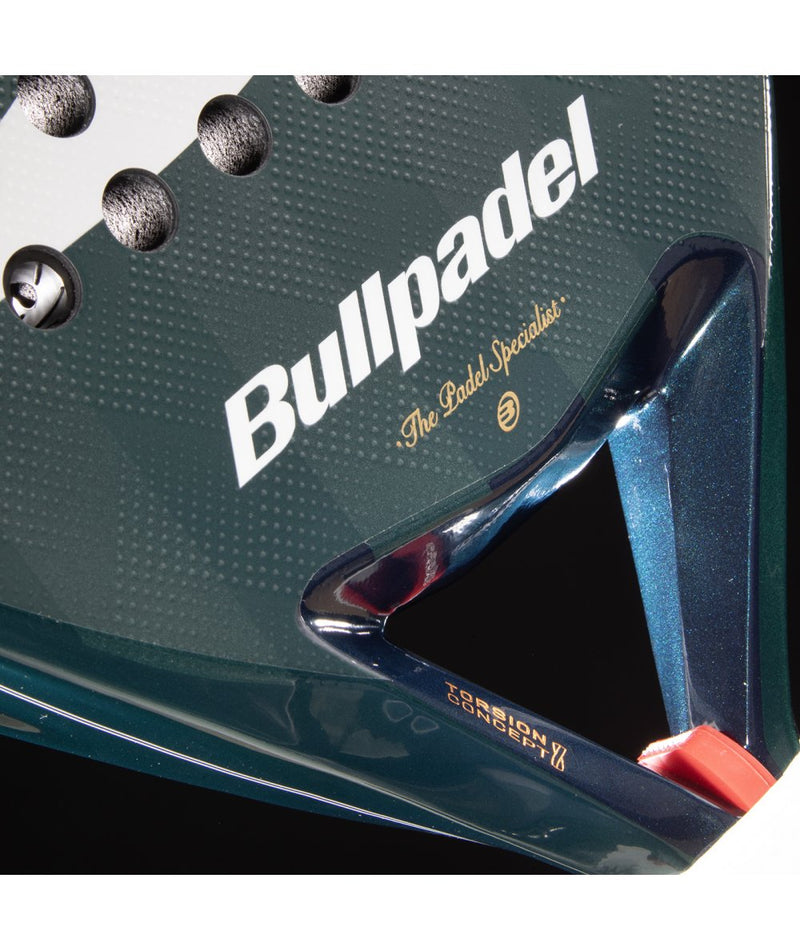 Load image into Gallery viewer, Bullpadel Padel Racket Icon 26
