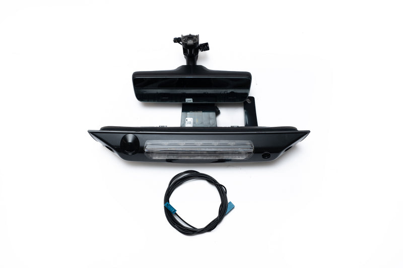 Load image into Gallery viewer, 2023–2024 OEM 2500 / 3500 Digital Rear View Mirror 3.0 (Side Tow Cameras Enabled)
