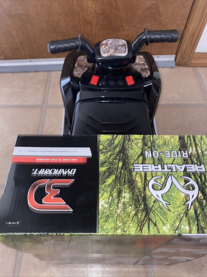 Load image into Gallery viewer, RealTree Ride-On with Working Light Bar for Boys by Dynacraft - Distressed Packaging
