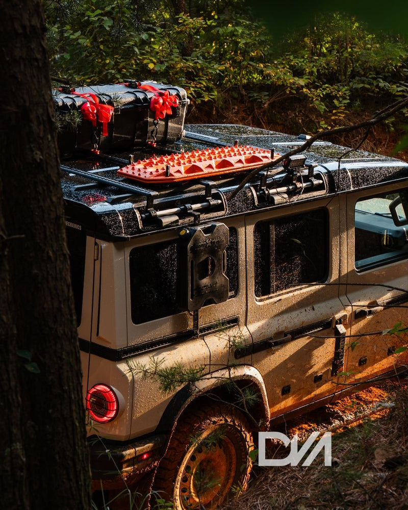Load image into Gallery viewer, Recovery Board Carrier - Universal Mount - MaxTrax MKII &amp; Lite
