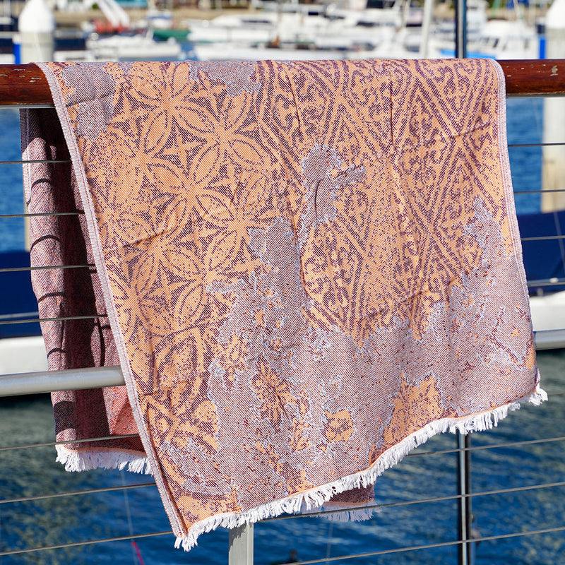 Load image into Gallery viewer, Regal - Turkish Beach Towel
