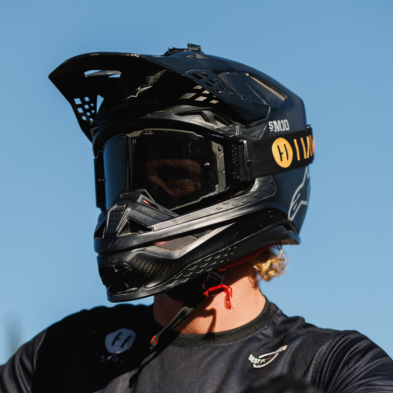 Load image into Gallery viewer, Regal Helios
