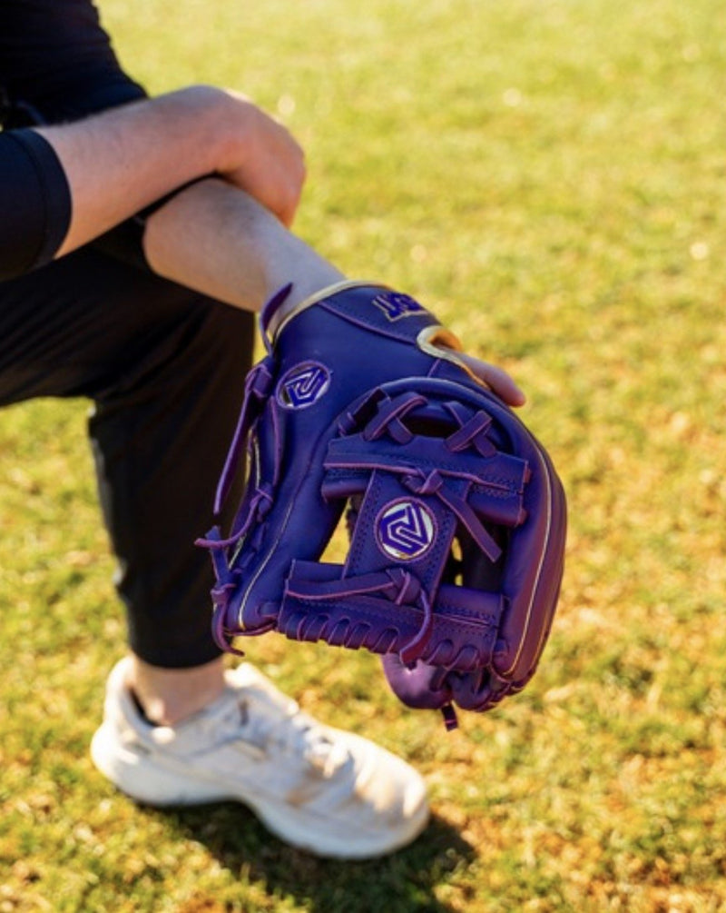 Load image into Gallery viewer, Relic MXT Series - Purple &amp; Gold Ball Glove
