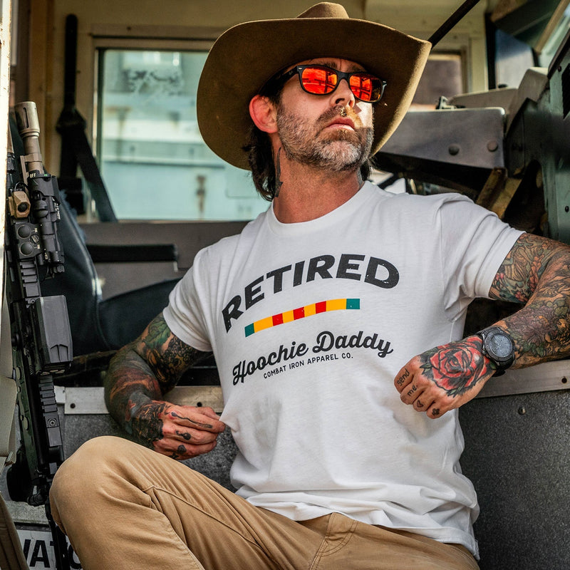 Load image into Gallery viewer, Retired Hoochie Daddy Veteran Ribbons Men&#39;s T-Shirt
