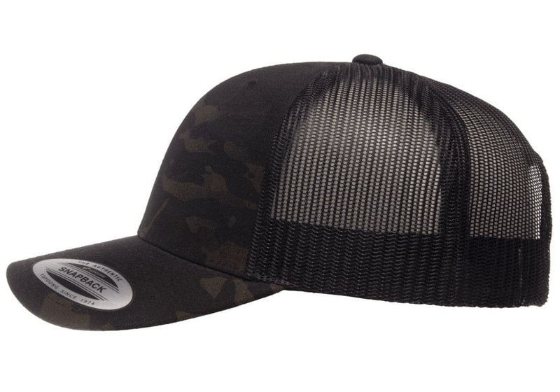Load image into Gallery viewer, Retro Snapback Trucker Flexfit Cap Multicam Black
