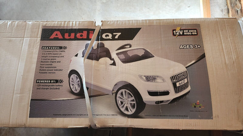 Load image into Gallery viewer, Rev Up the Fun with the Audi Q7 12V Ride-On Toy for Kids

