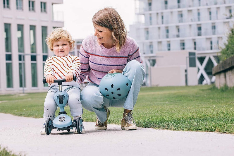 Load image into Gallery viewer, Revolutionize Playtime with the Highwaykick 1 Children&#39;s 2-in-1 Scooter
