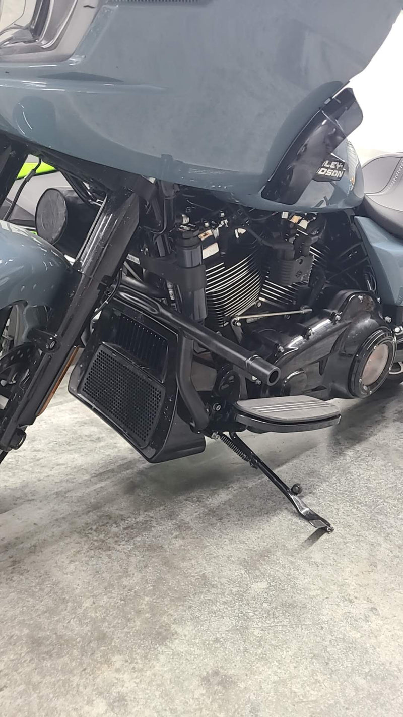 Load image into Gallery viewer, Harley Roadglide Front Crash Bar Flat-Out Bar Touring models 2014-2025
