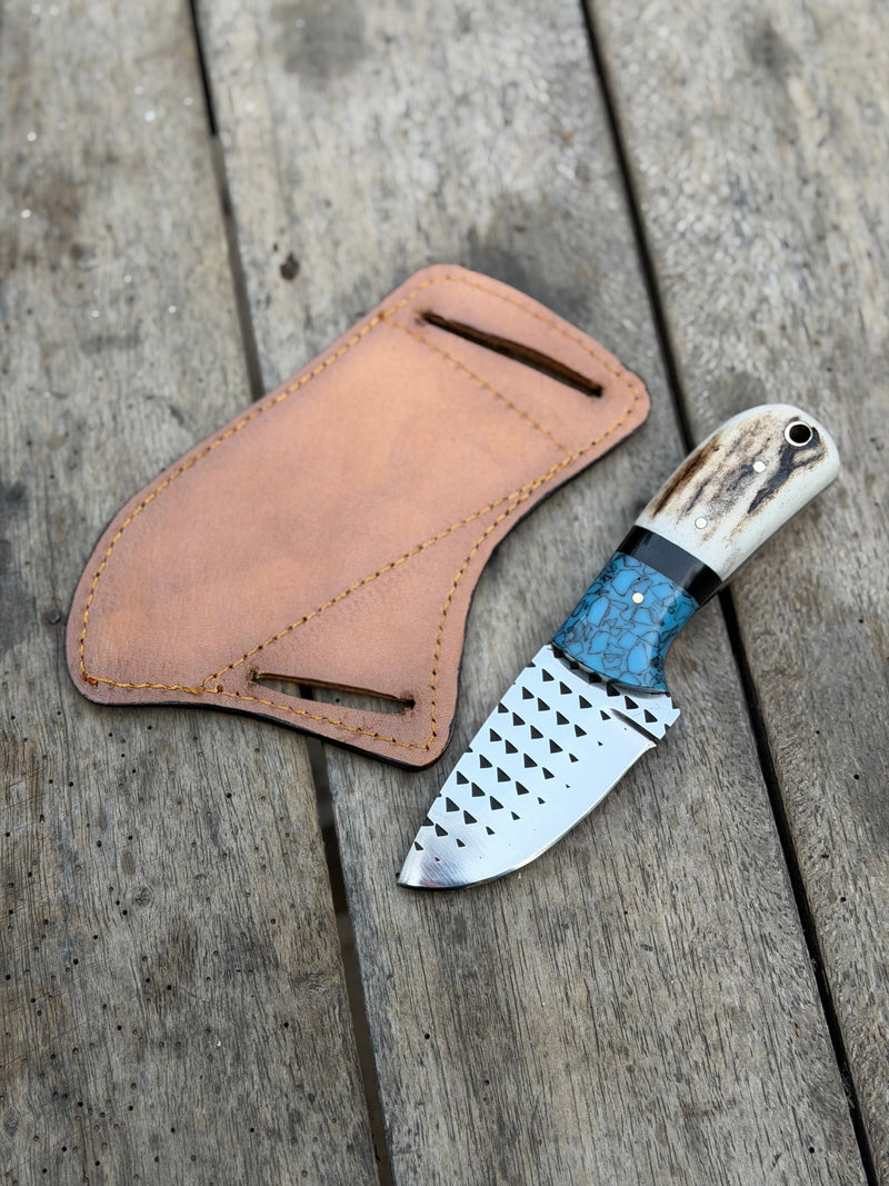 Load image into Gallery viewer, Handmade Turquoise Antler Skinner Duo set of 2 with natural stag antler handles
