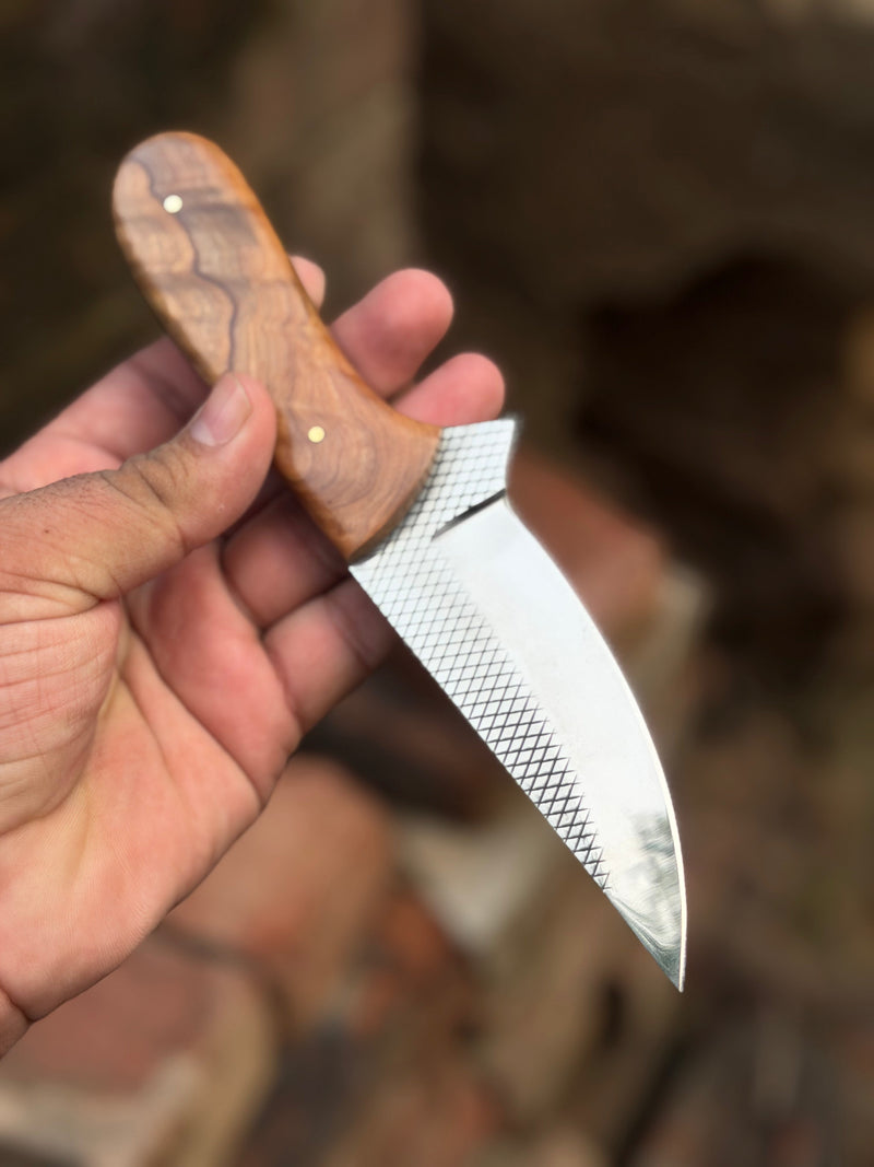 Load image into Gallery viewer, Handmade Sandbar Rasp Knife 7" with light wood rounded ergonomic handle

