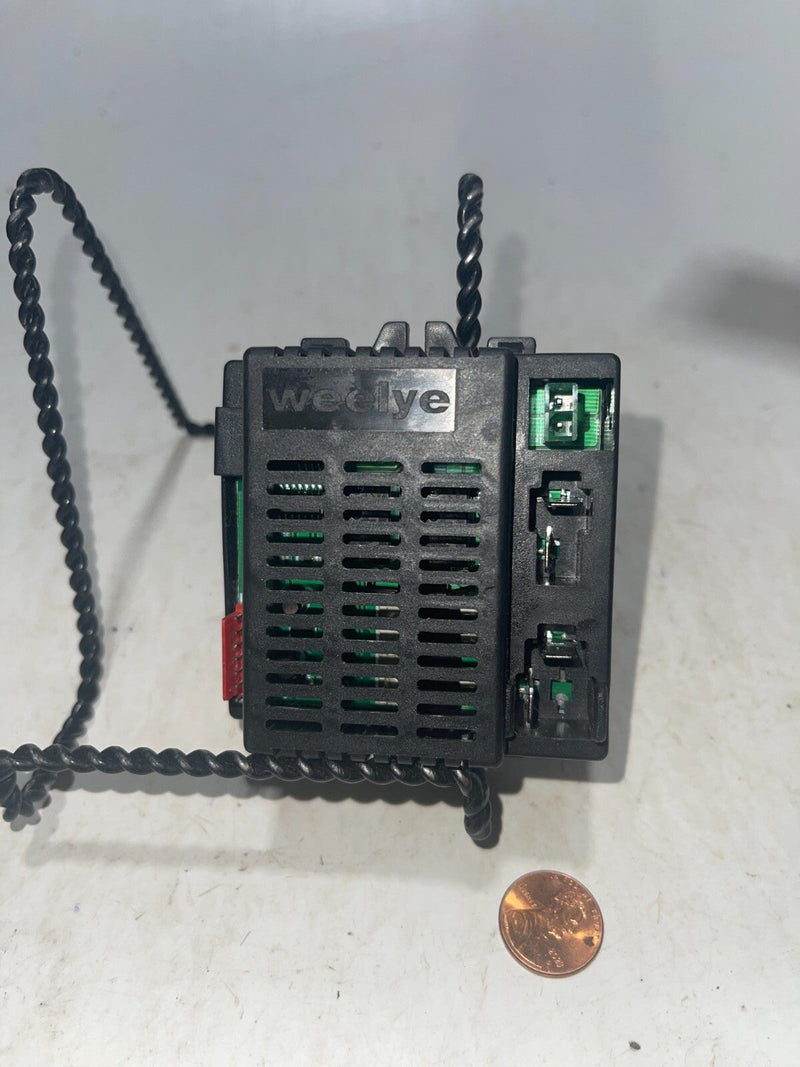 Load image into Gallery viewer, 12V Kids Electric Ride-On Car with 2.4G Bluetooth Receiver and Remote Control
