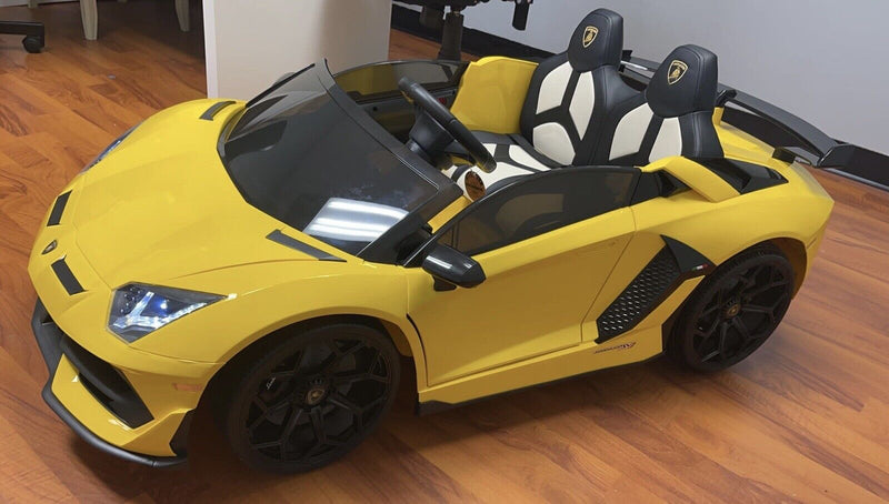 Load image into Gallery viewer, 24v Two Seater Children&#39;s Electric Car with Remote Control
