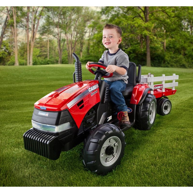 Load image into Gallery viewer, Case IH Magnum Tractor and Trailer 12-Volt Battery-Powered Ride-On - Brand New Model
