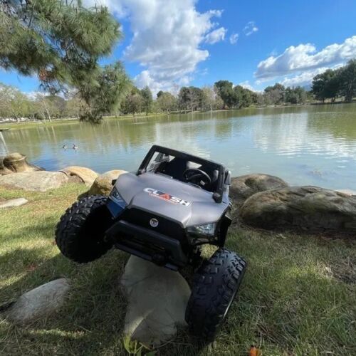 Load image into Gallery viewer, 24V Clash Ride-On Giant Buggy Razor Big UTV Rubber Twin Seat ATV Can-Am Off-Road Vehicle
