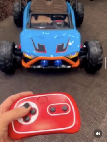 Load image into Gallery viewer, XL 24V Monster Truck Jeep - 2 Seater Ride-on with Rubber Tires and 4x4 Capability
